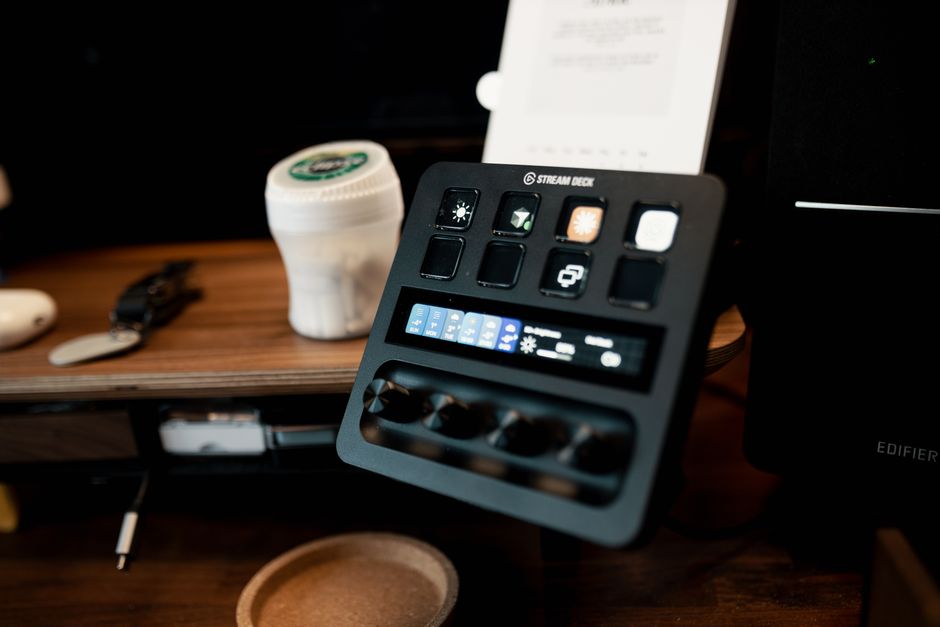 Programmable macro key pad on a streaming desk